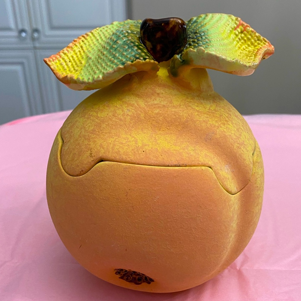 EUC Unique Ukrainian Handmade Peach Shaped and Coloured Piece of Pottery and Lid